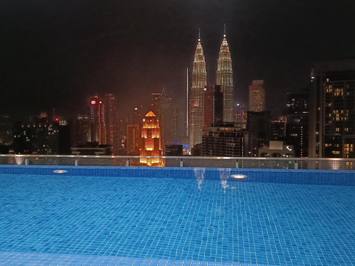 Lx 39A Balcony Klcc View 1 Bedroom Infinity Pool Kuala Lumpur Extérieur photo