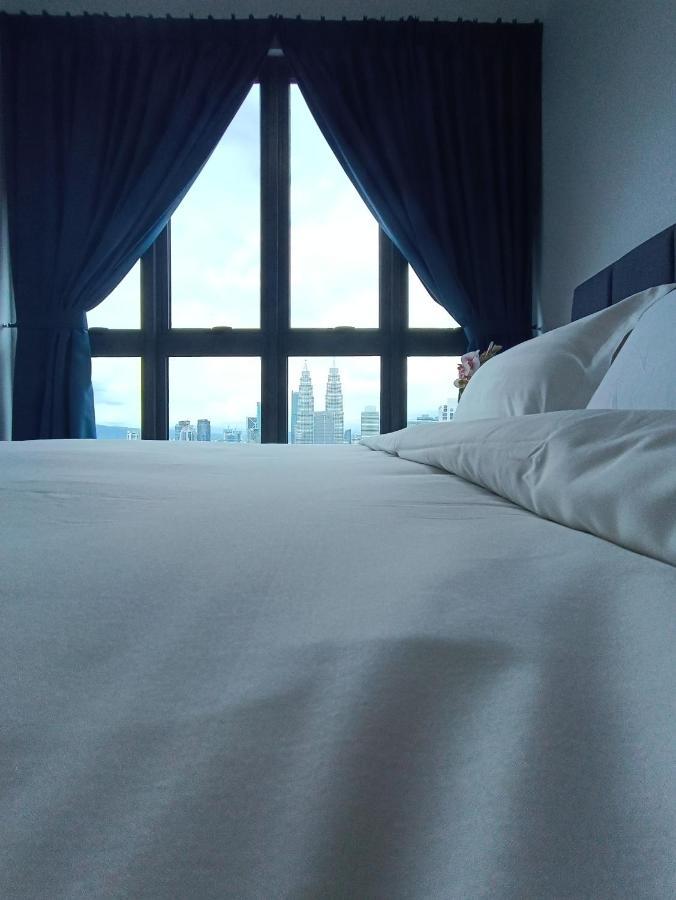 Lx 39A Balcony Klcc View 1 Bedroom Infinity Pool Kuala Lumpur Extérieur photo