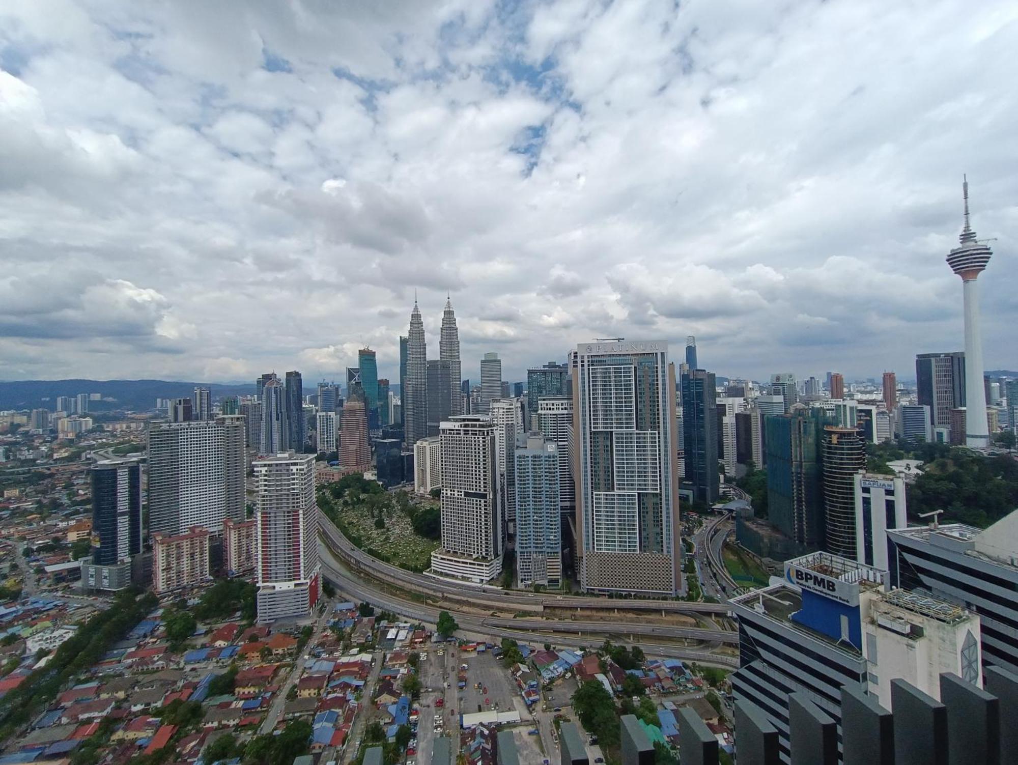 Lx 39A Balcony Klcc View 1 Bedroom Infinity Pool Kuala Lumpur Extérieur photo